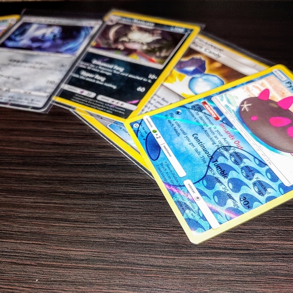 2016-2020 Rare and Reverse Holo foil 8 card lot - Picture 4 of 5